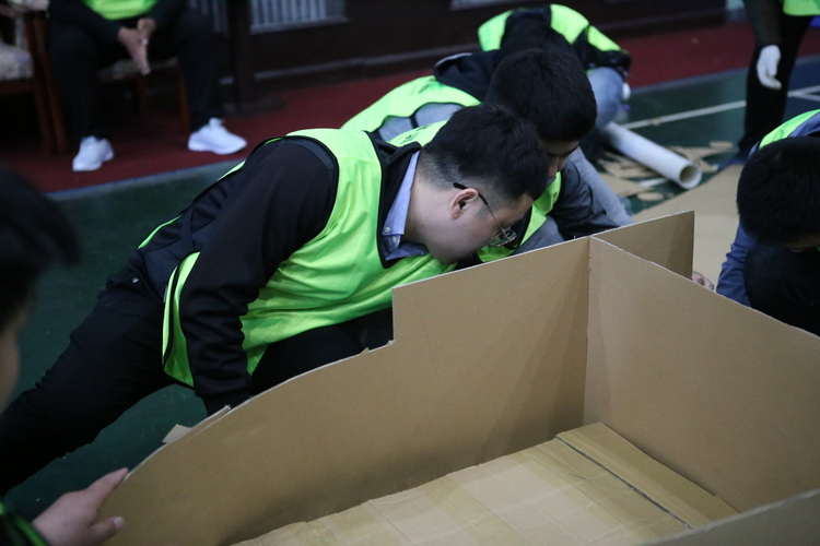 江西安徽浙江等地出现大雨或暴雨，受冷空气影响内蒙有(yǒu)降温天气